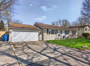 5709 Davis Dr, Mentor On The Lake, OH