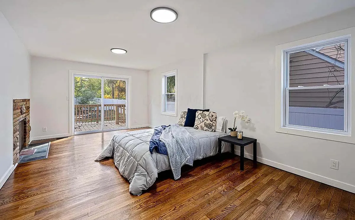 5 bed, 2540 sqft, $3,479 — Photo 1
