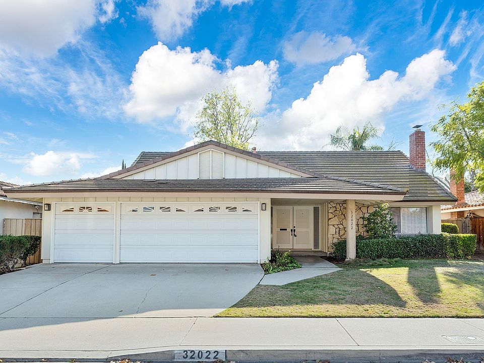1st image of 32022 Grenville Ct