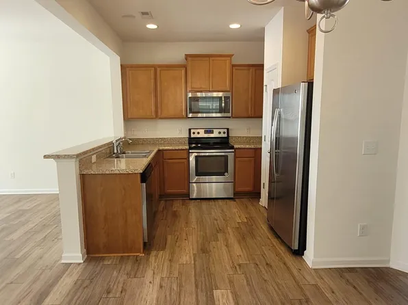 726 Maypearl Ln, Raleigh, NC 27610