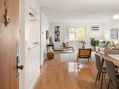 111 Pleasant St APT 24, Watertown, MA, 02472