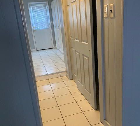 5th image of 91 Larch Dr