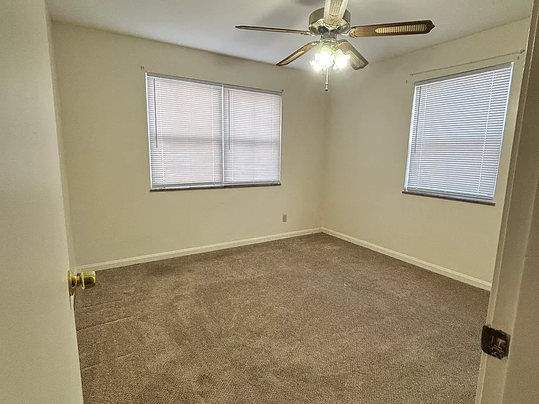 34 Edwards Ave #1 — Photo 4