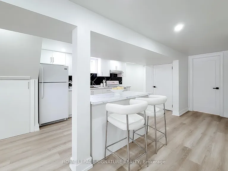 41 Rita Ave #BASEMENT — Photo 8