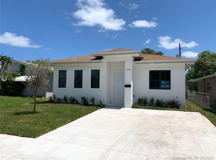749 NW 4th St, Hallandale, FL 33009