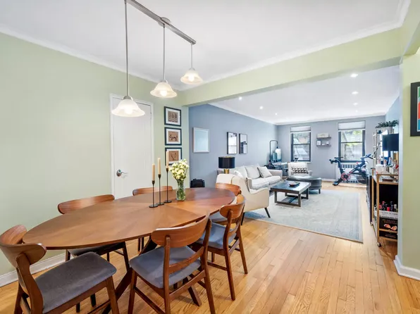 221 E 78th St APT 2D, Manhattan, NY 10075