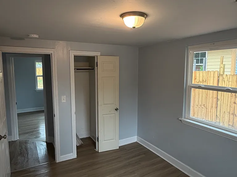5716 Weston Ave #B — Photo 6