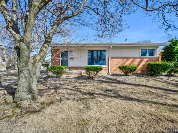 (undisclosed Address), Dearborn Heights, MI 48127