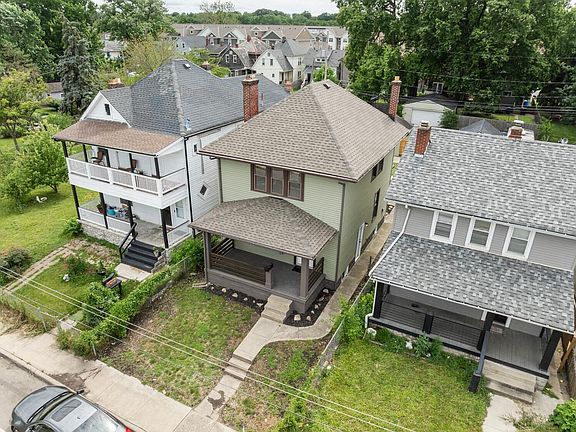 5th image of 119 Dana Ave