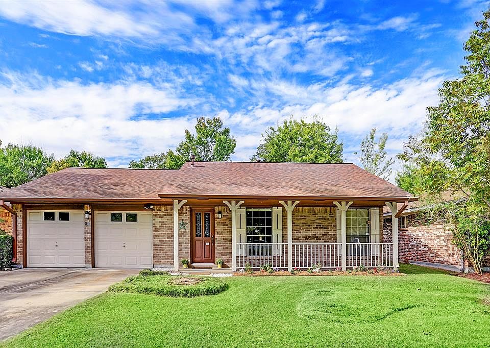 1st image of 431 Woodrail Dr
