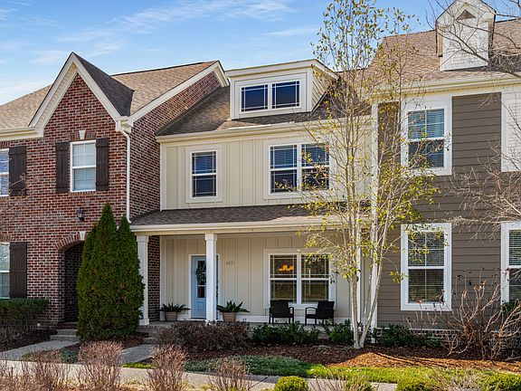 3rd image of 4021 Viola Ln