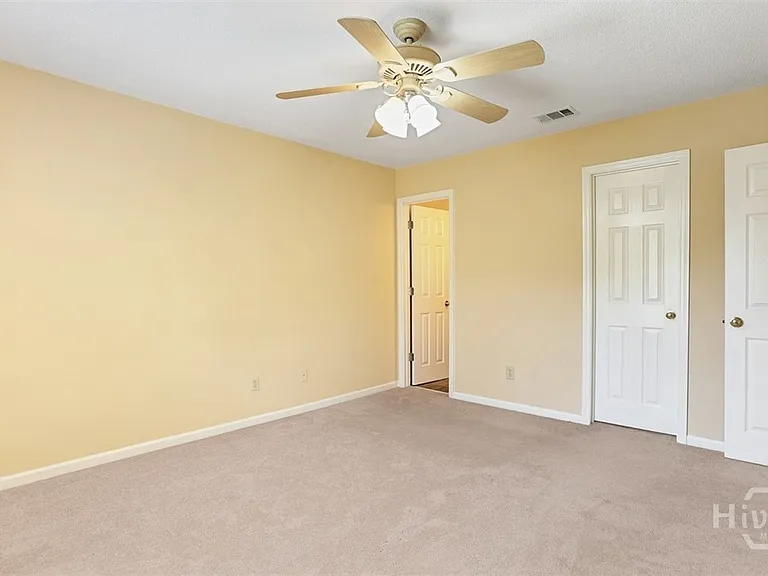 211 Edgewater Rd #40 — Photo 19