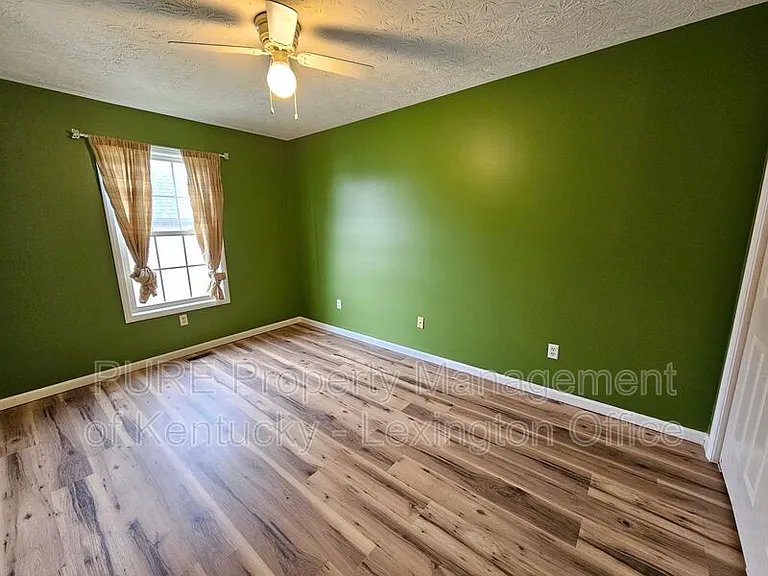 3169 Roundway Down Ln — Photo 19