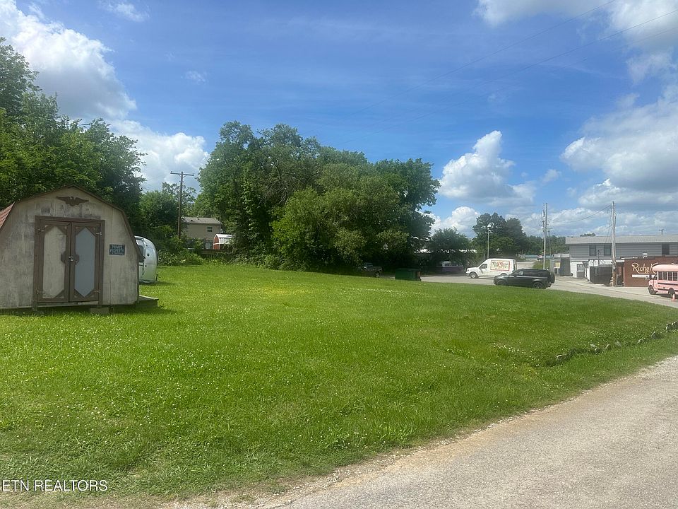 1st image of 2625 Waycross Ave