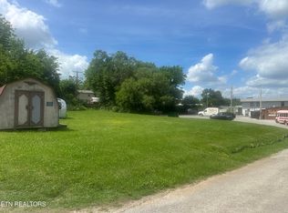 2625 Waycross Ave, Maryville, TN 37804