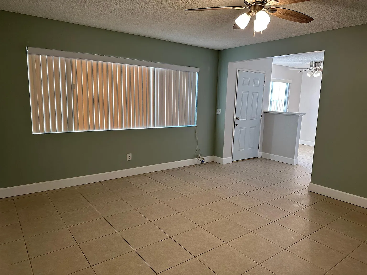 3 bed, 1700 sqft, $2,750 — Photo 3