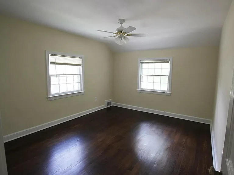 5509 Glenwood Rd — Photo 15