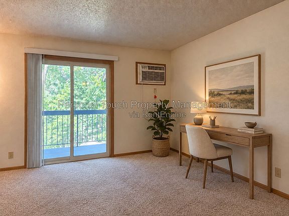4th image of 1012 4th Ave S APT B