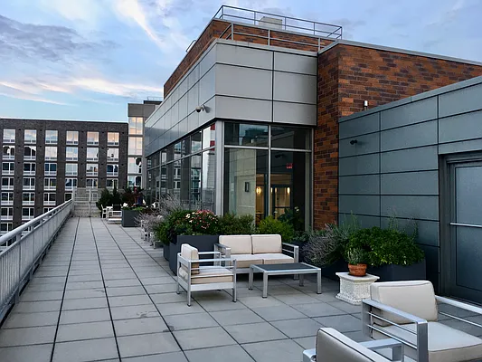 Rented by Compass | media 46