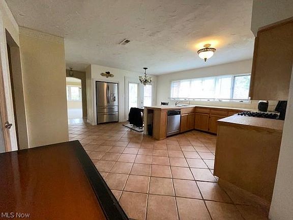 5th image of 1624 Dunbar Rd