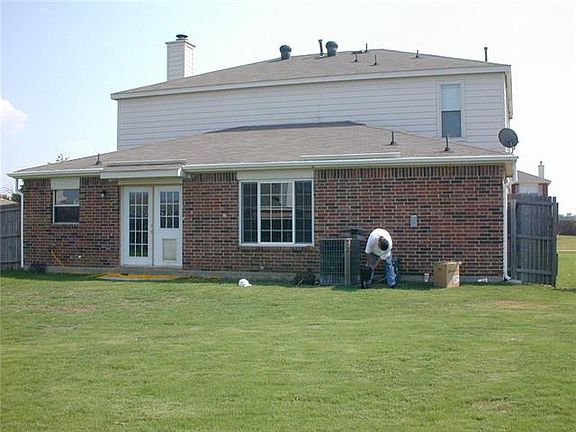 5th image of 2417 Tailburton Ct