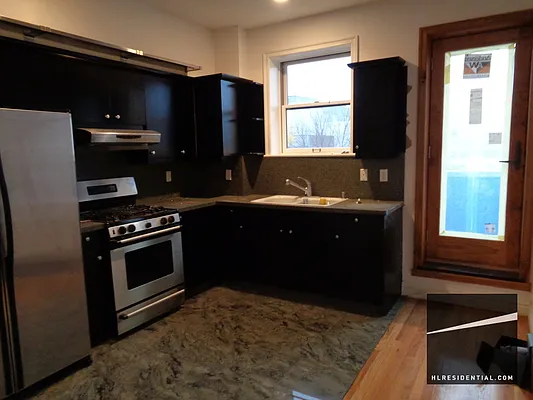 Rented by Highline Residential | media 14