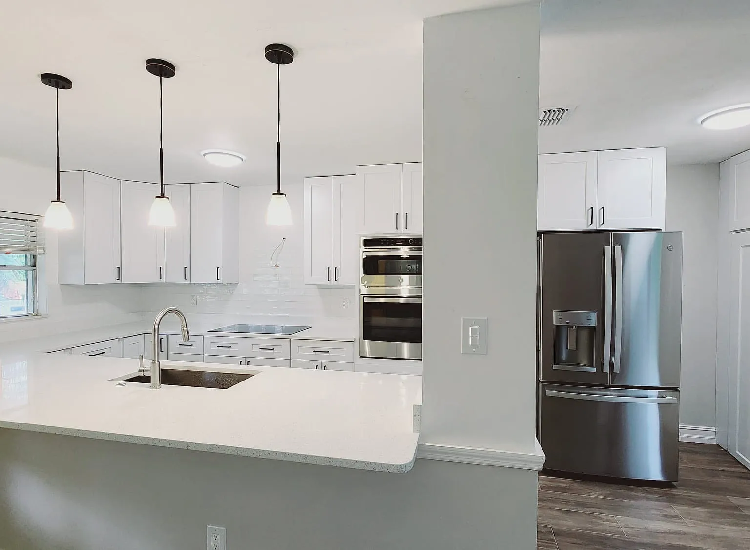 5080 Lake Howell Rd — Photo 2