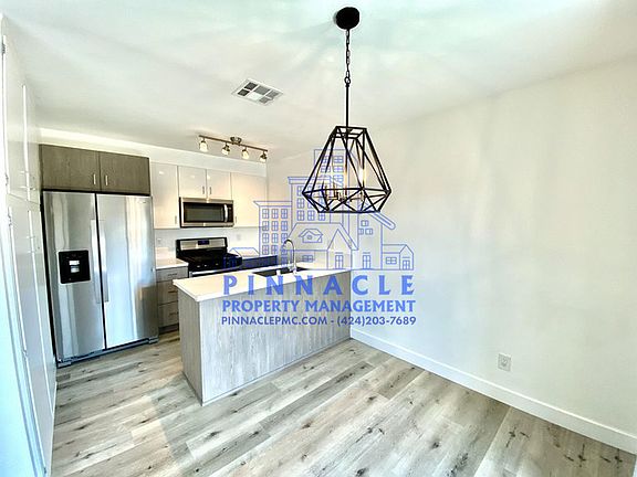 4th image of 750 N Inglewood Ave #6