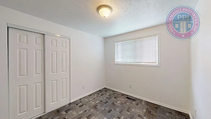 18230 Seaman Ave — Photo 17