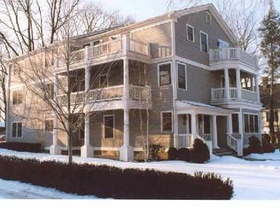97 South Ave APT B, New Canaan, CT 06840
