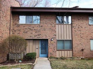 1542 Marigold Way, South Bend, IN 46617