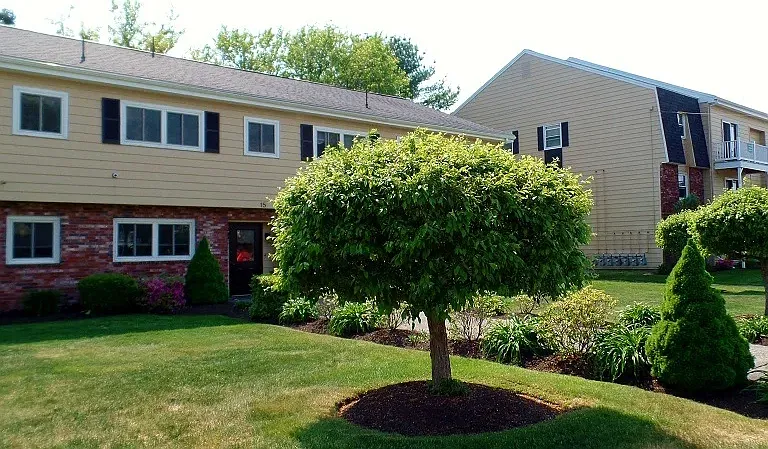 15 Burnham St #3 — Photo 10