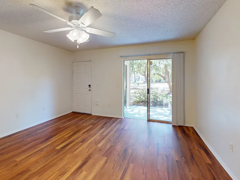 Lakewood Place — Photo 75