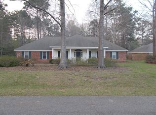 10 Rockwood Dr, Hattiesburg, MS 39402