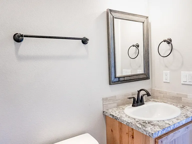 8701 SW Spruce St #14 — Photo 11