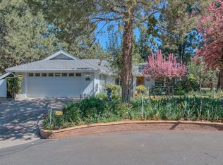 20750 Will Scarlet Ln, Bend, OR 97702