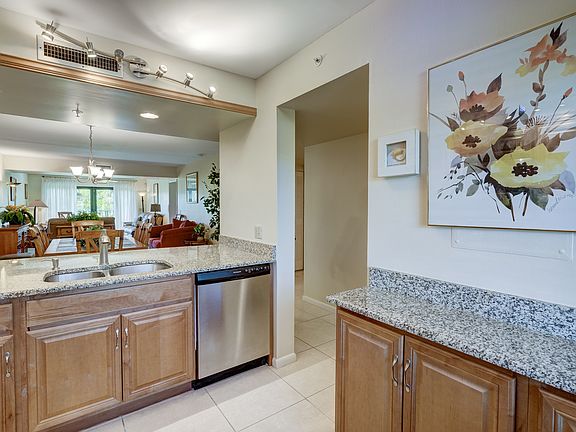 Kitchen Granite countertops