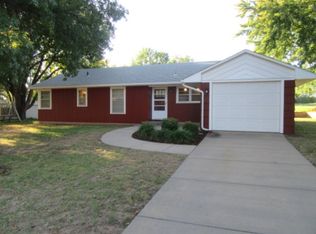 317 E H Ave, Kingman, KS 67068