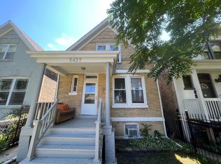 3427 W Beach Ave #1, Chicago, IL 60651