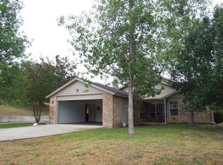 26 Oak Villa Rd #D-1, Canyon Lake, TX 78133