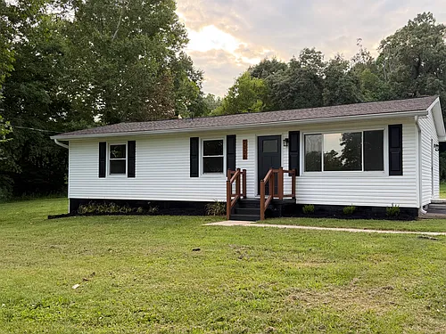 7338 Bonny Kate Dr Photo 1