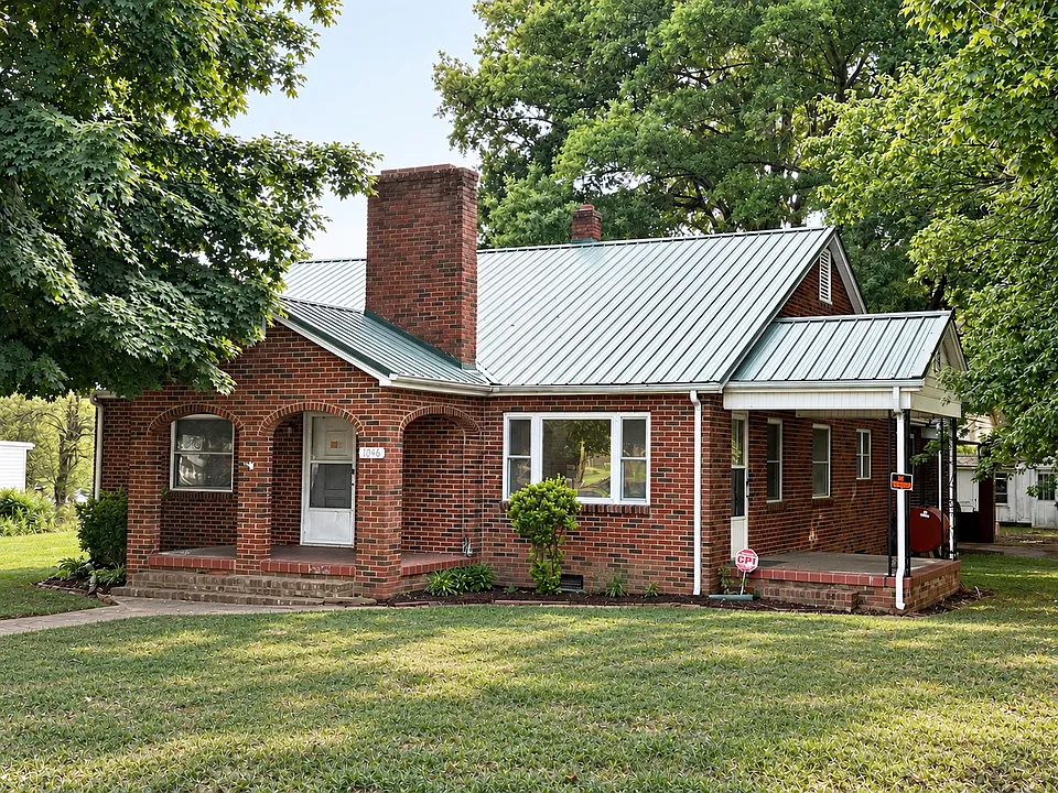 1064 Yadkinville Rd