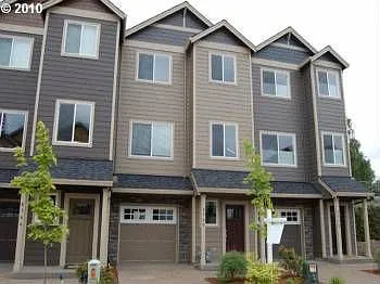 8560 SW Lizzie Ct photo 1