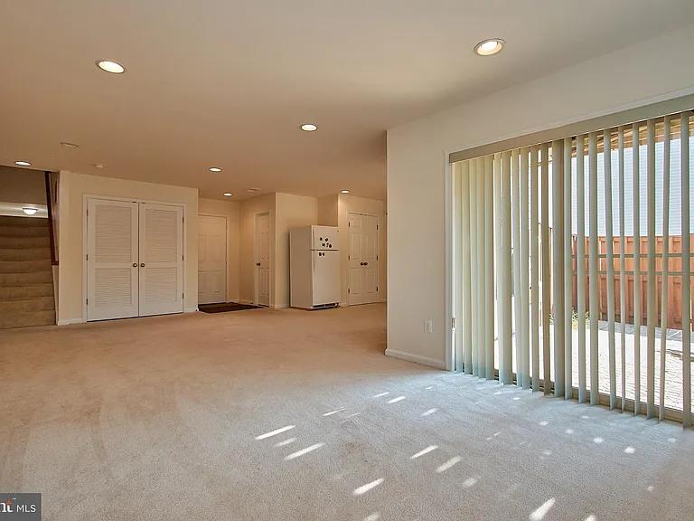 42649 Macauley Pl — Photo 21