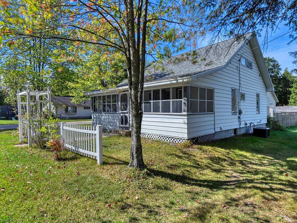 1st image of N18631 Presbyterian Way