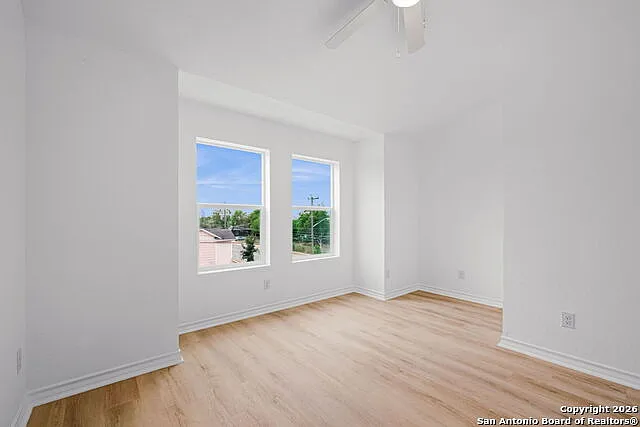 1303 Essex St #102 — Photo 15