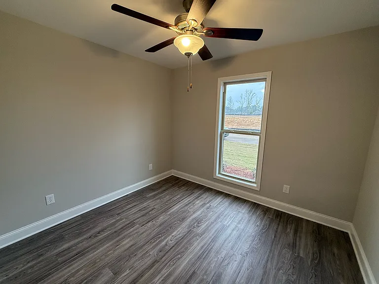 546 Patrick Farms Dr — Photo 20