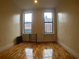 Rented by Uptown Flats LLC