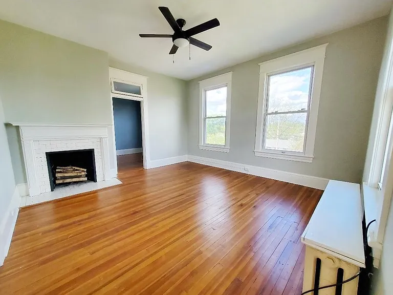 Shadylawn Ave NW — Photo 3
