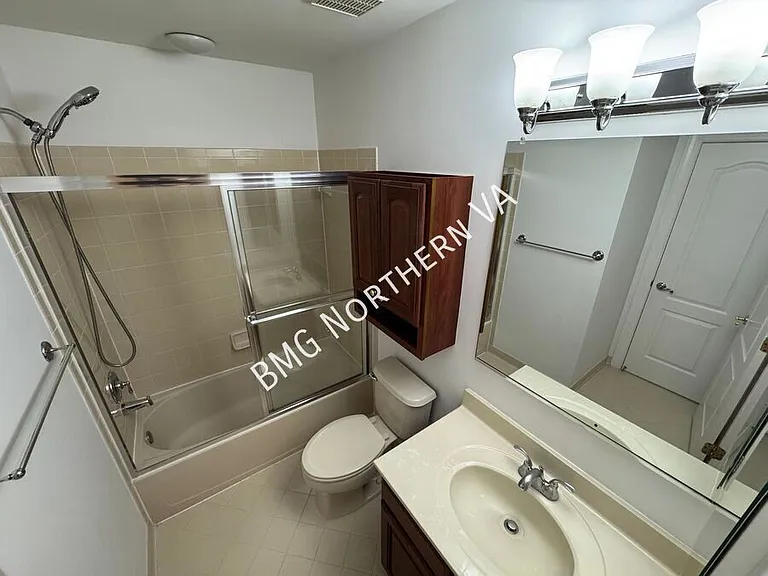 3091 McKinnon Way — Photo 24